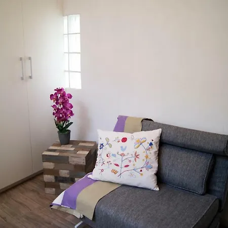 Preciosos En El Carmen Apartment